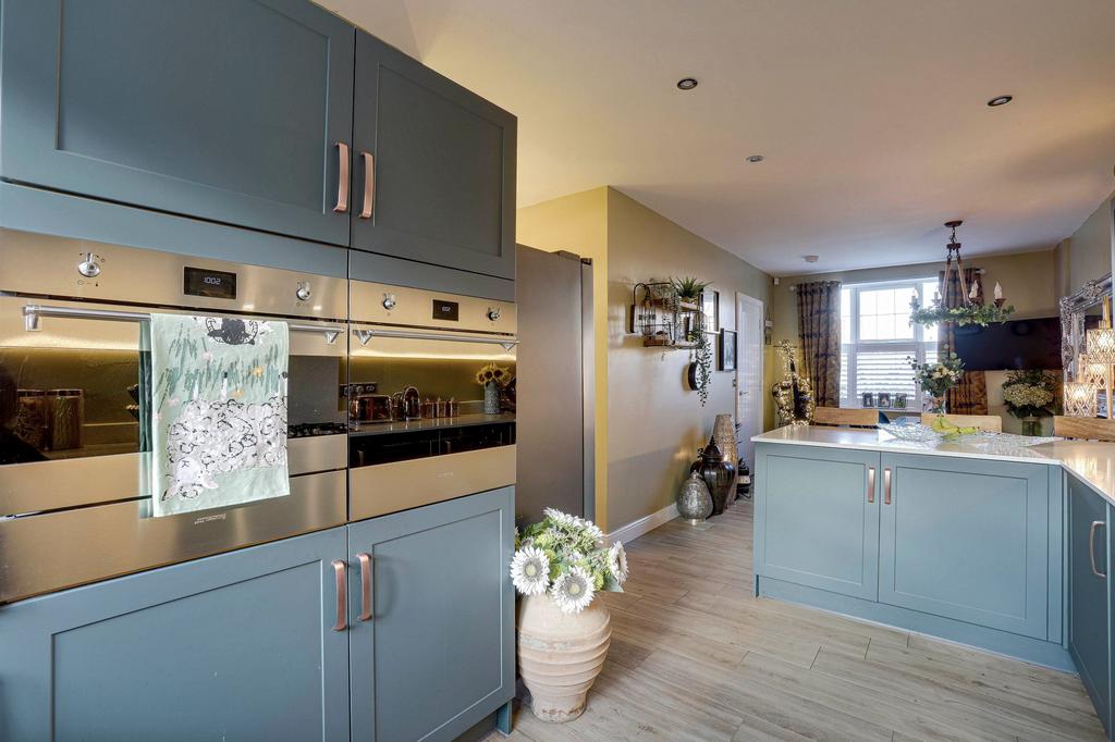 Kitchen Diner