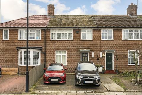 3 bedroom terraced house to rent, Charlton Park Lane, Charlton, London, SE7