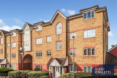 2 bedroom flat for sale, Yukon Road, Broxbourne