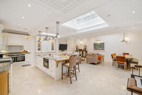 undefined, Harley Street, Marylebone, London, W1G