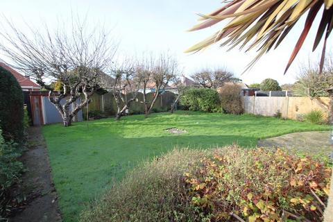 undefined, Hazlemere Road, Holland on Sea, CO15