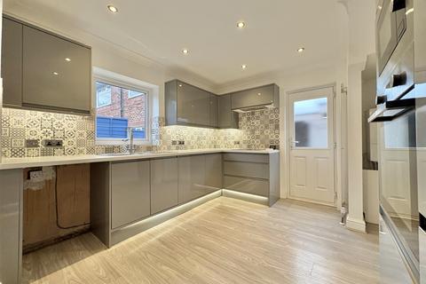 3 bedroom semi-detached house for sale, Deneway Avenue, Stanley Park FY3