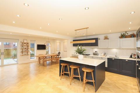 4 bedroom detached house for sale, Jacob Way, Rotherham S60