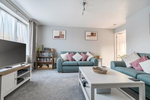 3 bedroom semi-detached house for sale, Sevenfields, Highworth, Swindon, SN6