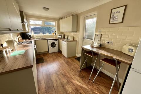 4 bedroom detached house for sale, Barleigh Road, Hull