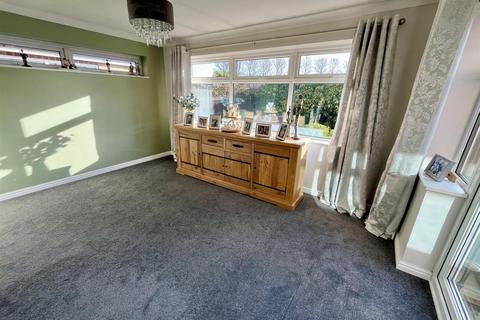 4 bedroom detached house for sale, Barleigh Road, Hull