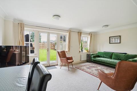 undefined, Orchard Grove, Chalfont St Peter SL9