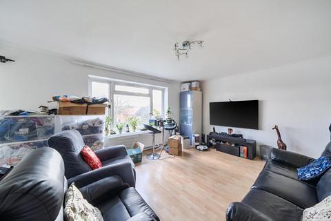 2 bedroom flat for sale, Kenton Road, Harrow HA3