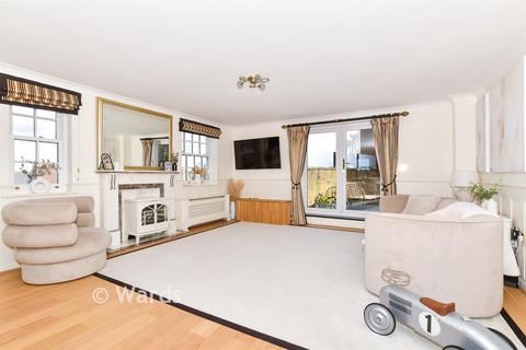 undefined, Winston Avenue, West Malling ME19