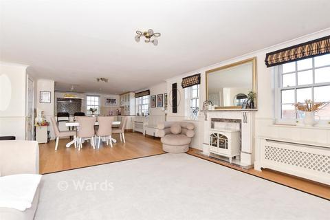 undefined, Winston Avenue, West Malling ME19