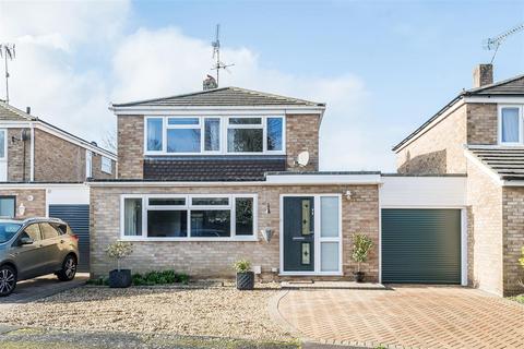 undefined, Wyndham Close, Yateley GU46