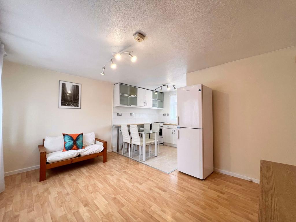 Reception room/ kitchen