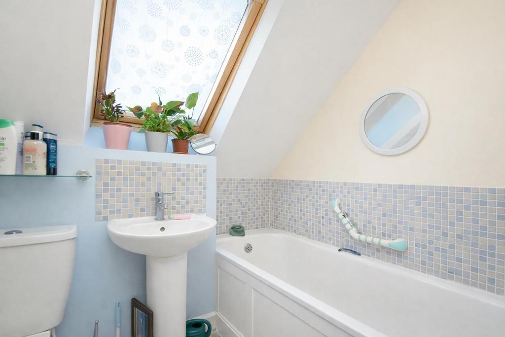 Bathroom.jpg