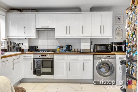 2 bedroom end of terrace house for sale, Isabel Gate, Cheshunt, Hertfordshire, EN8 0XL