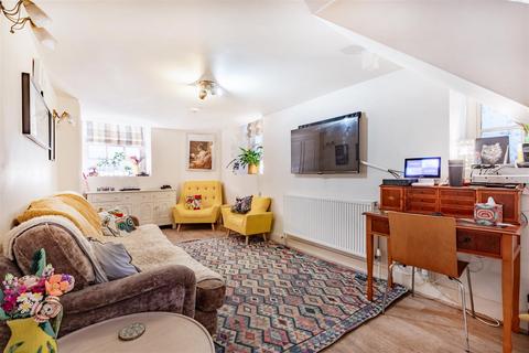 4 bedroom house for sale, North Gardens, Brighton BN1