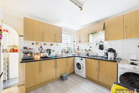 2 bedroom terraced house for sale, Edinburgh Road, Berkshire RG30
