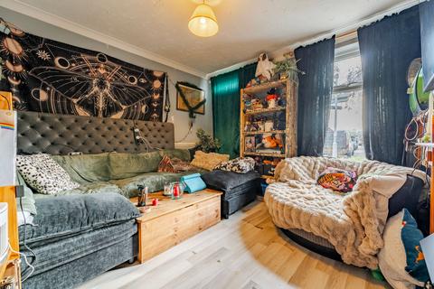 3 bedroom terraced house for sale, Shipstone Road, Norwich