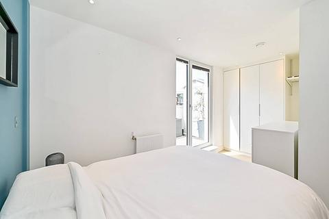 1 bedroom flat for sale, Birkdale House, E14, Tower Hamlets, London, E14