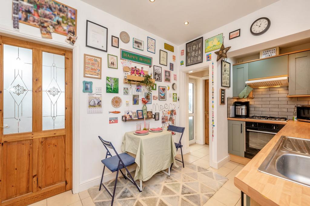 Kitchen & breakfast room