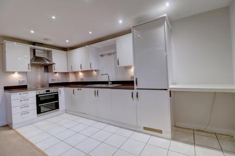 2 bedroom apartment to rent, Ercolani Avenue, Buckinghamshire HP13