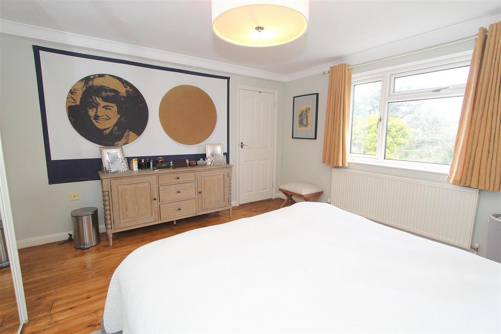 Bed 1b.JPG