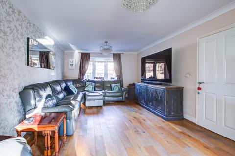 undefined, St. Lawrence Gardens, Leigh-on-sea, SS9