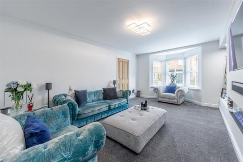 4 bedroom detached house for sale, Drumburgh Grove, Throckley, NE15