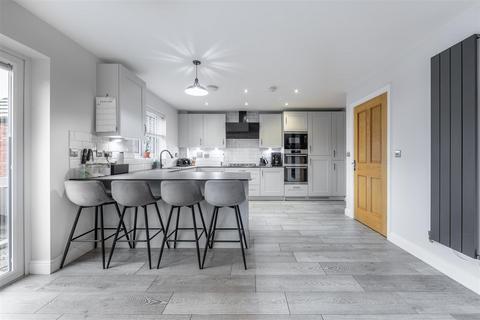4 bedroom detached house for sale, Drumburgh Grove, Throckley, NE15