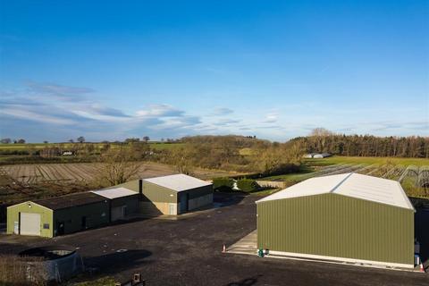 Industrial unit to rent - 3, The Balloon Tree Business Units, Stamford Bridge Road, Gate Helmsley, York