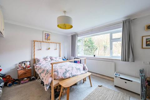 2 bedroom flat for sale, Thorpe Hall Road, Walthamstow, London, E17