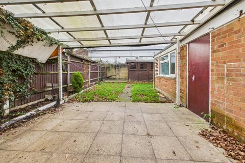 3 bedroom semi-detached house for sale, Salisbury Avenue, Slough, Berkshire, SL2