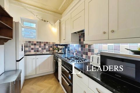 2 bedroom flat to rent, Albany Villas, BN3