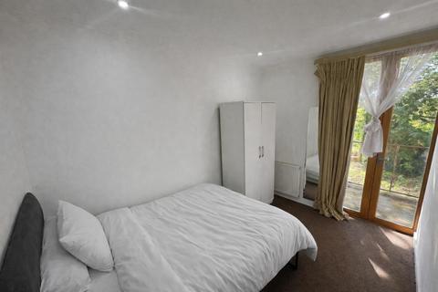 House share to rent, St. Faiths Road Tulse Hill SE21 8JD