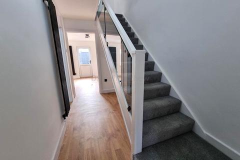 3 bedroom end of terrace house for sale, Dawan Close, Barry, CF62