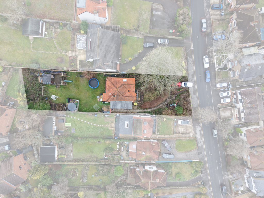 48 Coningsby Road 11