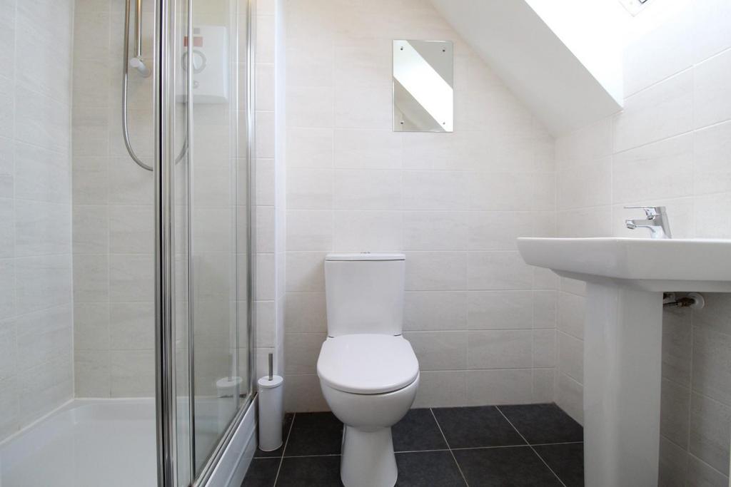 Ensuite.jpg