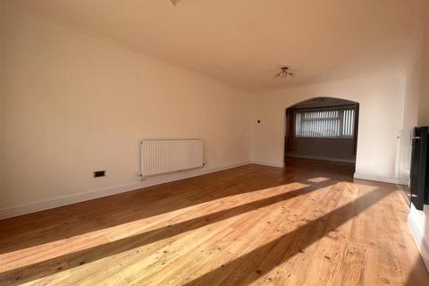 undefined, Home Farm, Swindon SN6