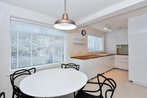 Studio to rent, Chetwynd Road, Dartmouth Park, London, NW5