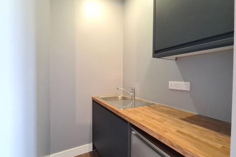 undefined, Avonwick Road, Hounslow, TW3