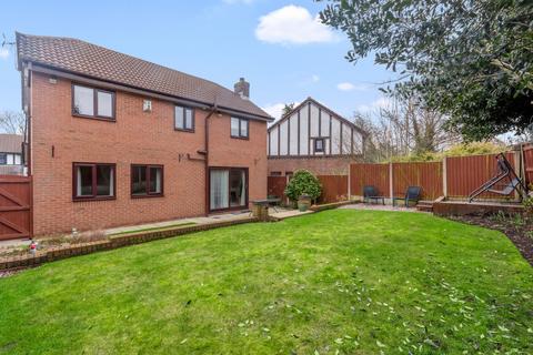 4 bedroom detached house for sale, Selby Close, St. Helens, WA10