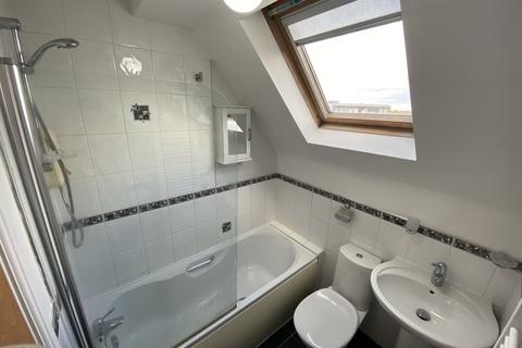 2 bedroom flat to rent, 2 Parsonage Road, Manchester M20