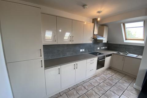2 bedroom flat to rent, 2 Parsonage Road, Manchester M20