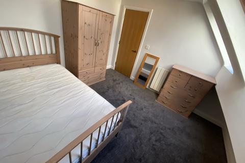 2 bedroom flat to rent, 2 Parsonage Road, Manchester M20