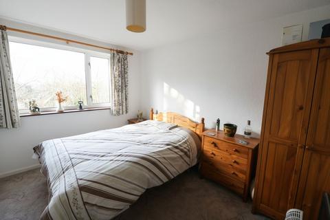 2 bedroom flat for sale, Kellbrook Crescent, Heath View Kellbrook Crescent, M7