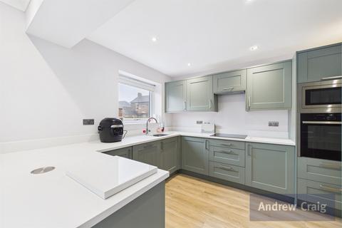 3 bedroom semi-detached house for sale, Kent Avenue, Hebburn
