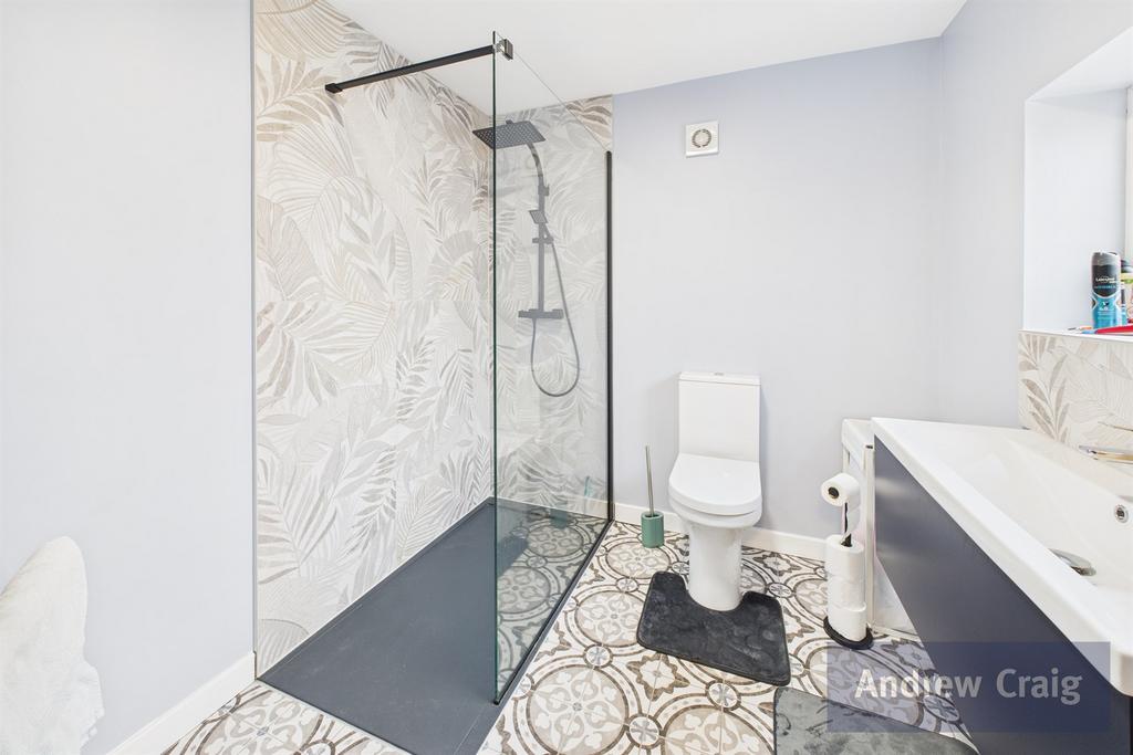Ground Floor Shower