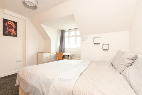 undefined, Lumley Road, Horley, Surrey
