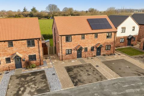 3 bedroom semi-detached house for sale, Observer Close, Freethorpe, Norwich