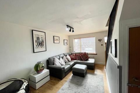 undefined, Woodlands Close, Huddersfield