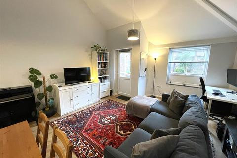 2 bedroom flat for sale, The Willows, Twyford Avenue, Portsmouth